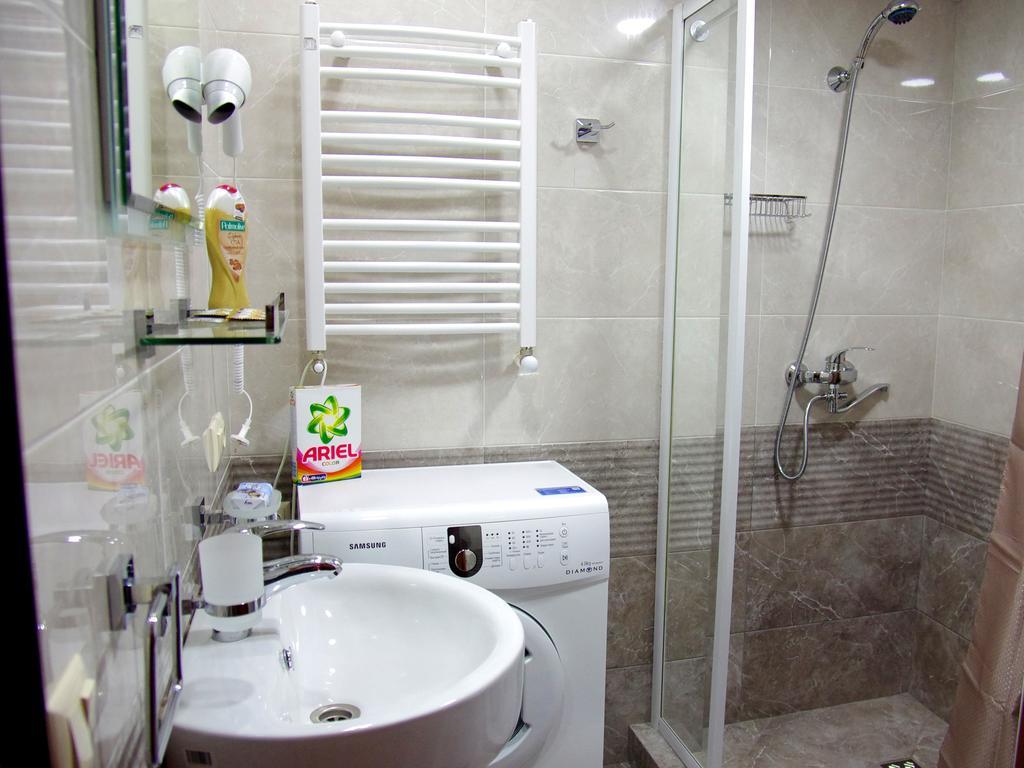 Aparthotel Heart Of Tbilisi Bagian luar foto