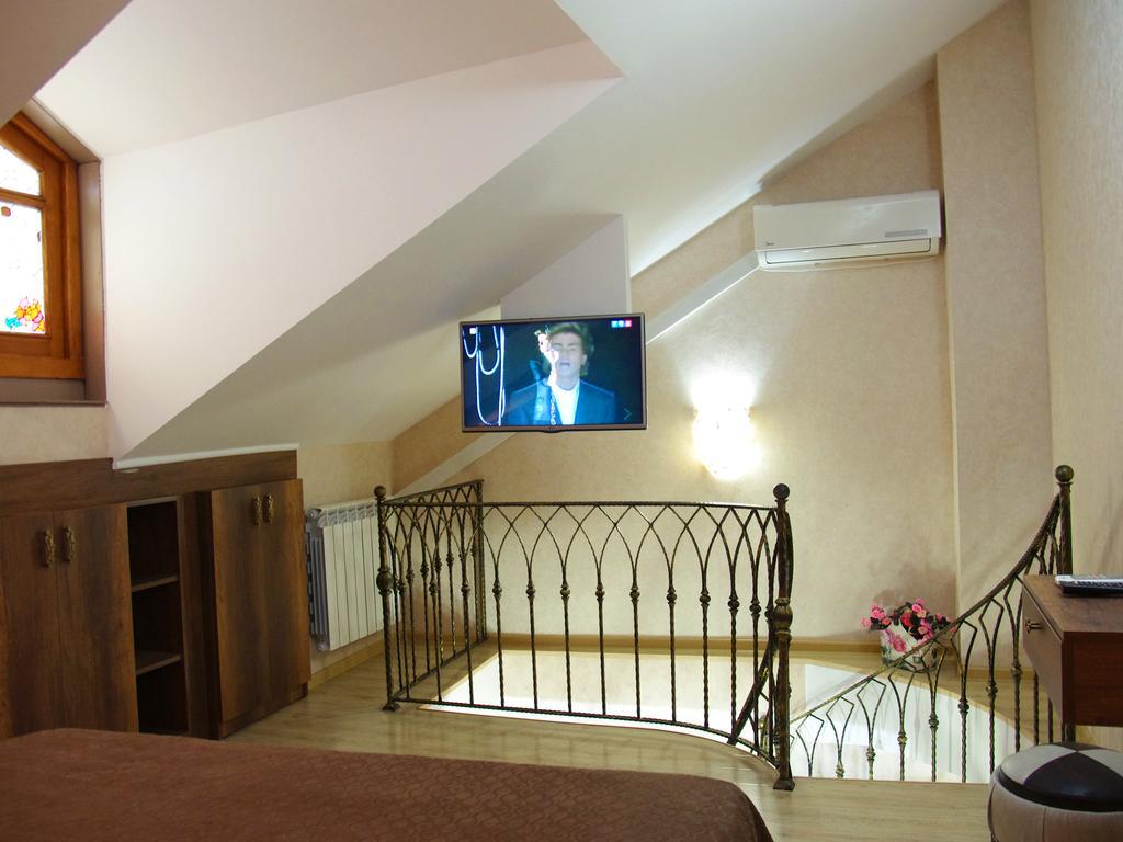 Aparthotel Heart Of Tbilisi Bagian luar foto