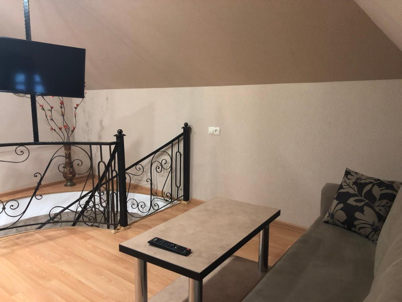 Aparthotel Heart Of Tbilisi Bagian luar foto